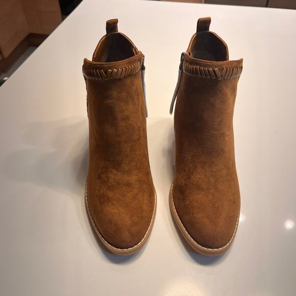 NEW Dolce Vita Jace Dune Suede Zipper Ankle Bootie Size 8.5 - Picture 3 of 6